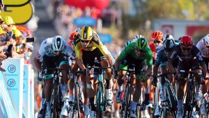 empujon-sagan-van-aert/