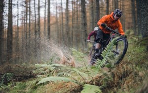 cuidar-prenda-impermeable-ciclismo/