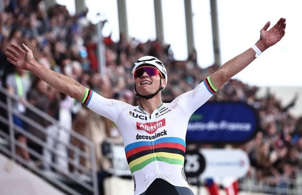 Van der Poel admite que o Mundial é muito difícil para ele: "Serão as últimas semanas que vou correr com esta camisola"