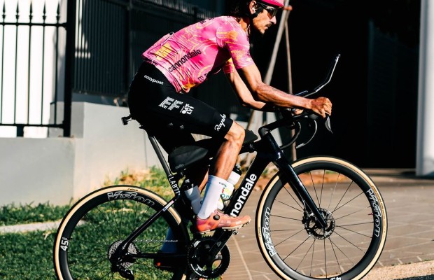 Lachlan Morton chooses a unique Cannondale road bike to travel across Australia