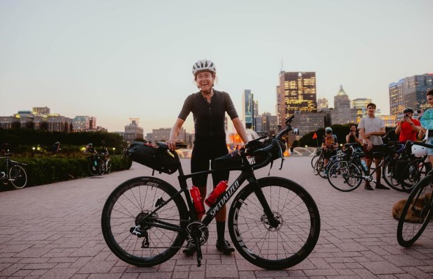 Lael Wilcox devient la femme la plus rapide à faire le tour du monde à vélo