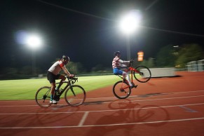 New world record for bicycle wheelie: 31 km in 1 hour