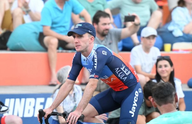 "I accepted a pay cut to go to Visma": cyclists are no longer just motivated by money