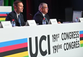 The head of the UCI, David Lappartient, makes a move to become president of the IOC