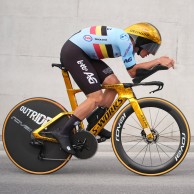 Um Remco Evenepoel desencadeado revalida o Campeonato Mundial de Contrarrelógio 2024