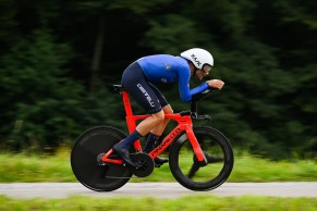 Um Remco Evenepoel desencadeado revalida o Campeonato Mundial de Contrarrelógio 2024