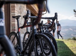 colnago-v3rs-pogacar/