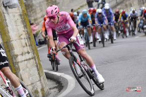 Tadej Pogacar downplays the importance of the power meter and assures that he could often ride just using heart rate