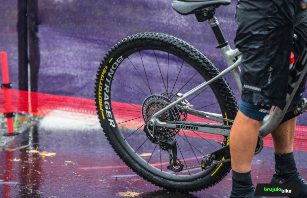 Pirelli está probando unas nuevas cubiertas de barro y Lake Placid parece el mejor campo de pruebas