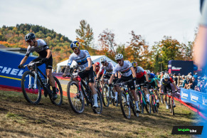 Victor Koretzky hace gala de su arcoíris y gana el Short Track en Lake Placid