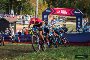 Sina Frei regresa a los más alto y gana el Short Track en Lake Placid