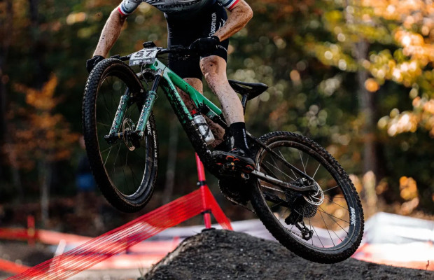 Comecei a correr aos 8 anos, levei 9 anos para ganhar uma maldita corrida: Maxime Marotte se despede da Copa do Mundo com uma mensagem emocionante
