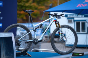 This prototype Rock Shox XCO fork with gold-plated bars could revive 22-year-old technology