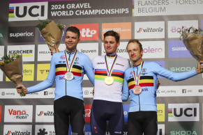 Controversy with the Belgian cyclists from Alpecin - did they help Van der Poel in the Gravel World Championship?
