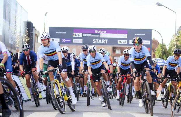 Polêmica com os ciclistas belgas da Alpecin: eles ajudaram Van der Poel no Campeonato Mundial de Gravel?