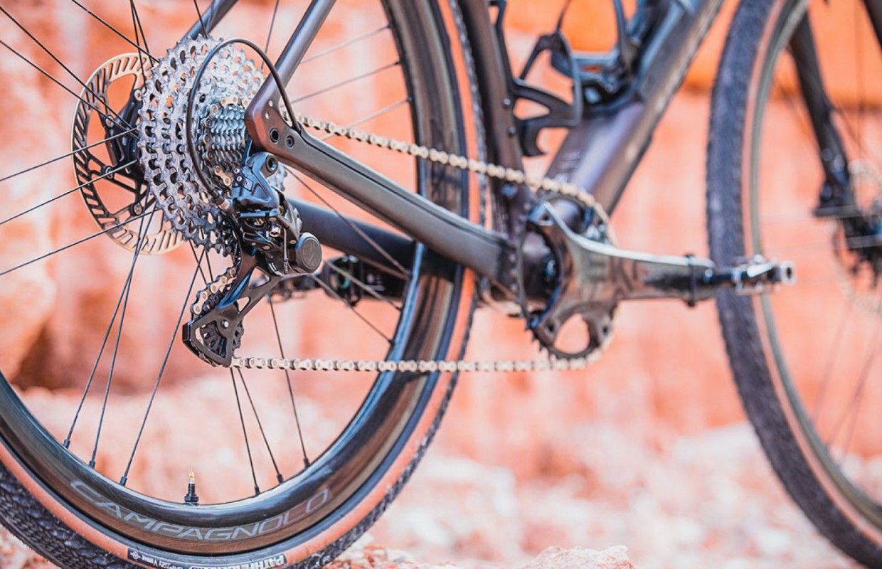 New Campagnolo EKAR 1x13 groupset for gravel