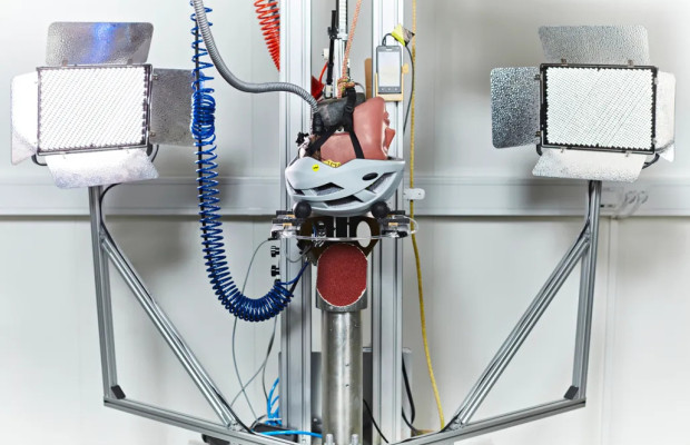 Os capacetes de ciclismo mais caros nem sempre são mais seguros do que os mais baratos, como diz este estudo.