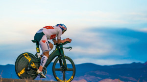 The revolutionary coach Olav Bu arrives in professional cycling