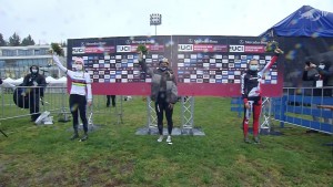 Evie Richards demonstrates her power and wins the first Nove Mesto Short Track