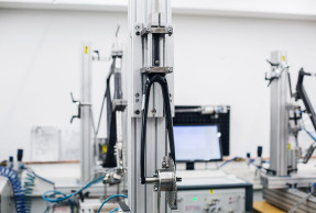 Para qué sirve la pegatina UCI y qué pasa si tu bici no la tiene