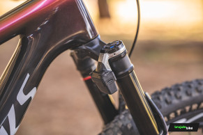 We thoroughly tested the RockShox SID Flight Attendant system: it is not essential, but it is difficult to give up on it once you try it