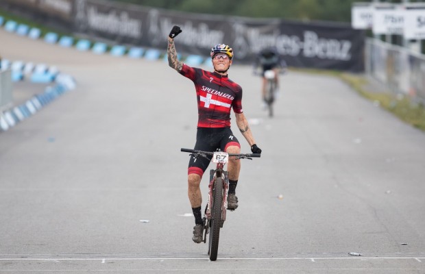 Andreassen se estrena en élite ganando la Copa del Mundo 1 de Nove Mesto 2020