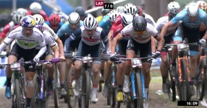 Avancini gana en un sprint numeroso el segundo Short Track de Nove Mesto