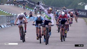 Avancini wins in a crowded sprint the second Nove Mesto's Short Track