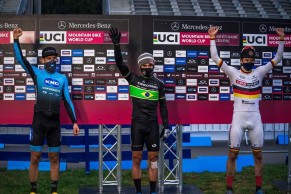 Avancini gana en un sprint numeroso el segundo Short Track de Nove Mesto