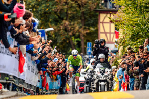 8 millones al año y una cláusula de rescisión de 200 millones, así es el nuevo contrato de Pogacar