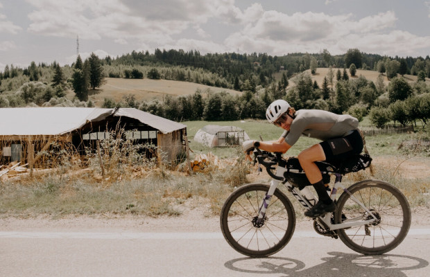 A bicicleta e a preparação de Robin Gemperle para vencer o Transcontinental 2024: 4.000 km em menos de 9 dias