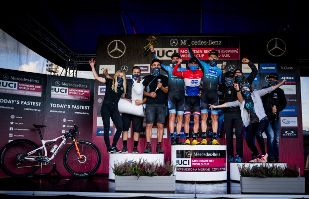 El KMC Orbea líder absoluto por equipos en Nove Mesto