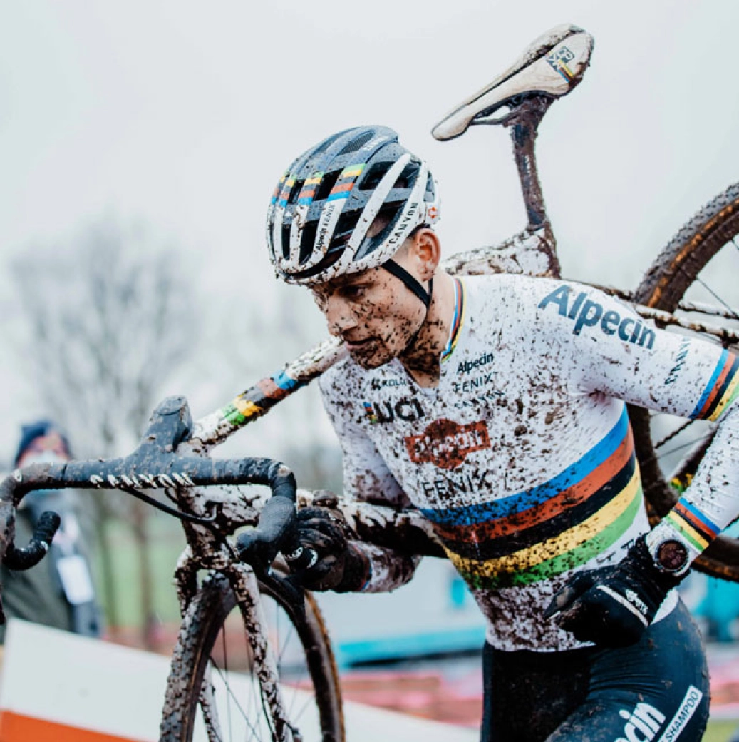 Van der Poel runs a half marathon at 3:52 min/km: "Tomorrow I will probably regret this"