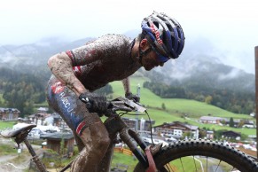 An unstoppable Tom Pidcock wins the e-MTB XCO World Championship 2020