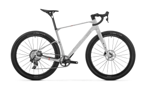 Gravel sans limites avec le nouveau Mondraker Arid Carbon