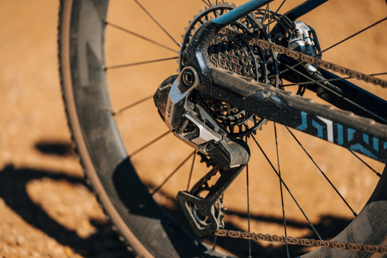 Gravel without limits with the new Mondraker Arid Carbon