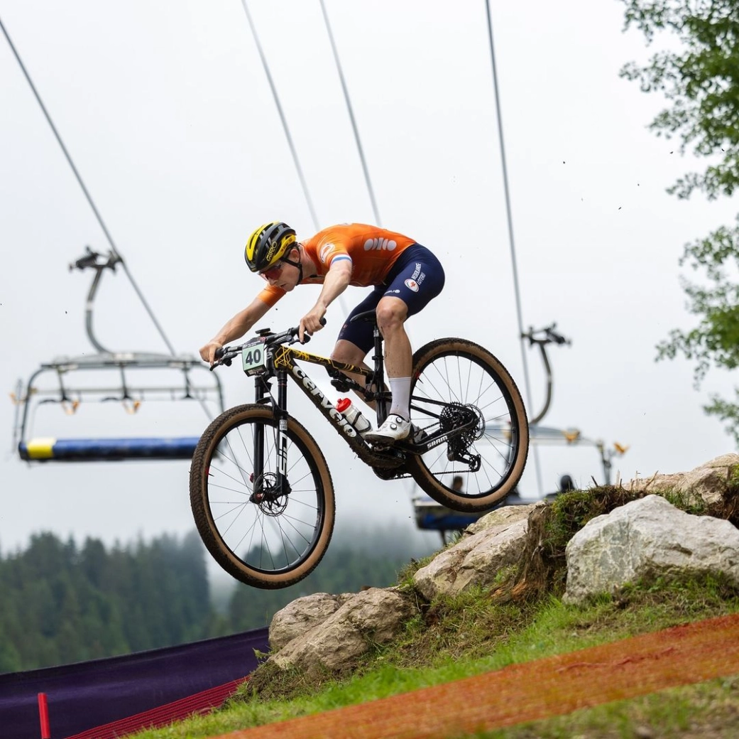 From road cycling to mountain biking, Tom Schellekens signs with KMC Ridley