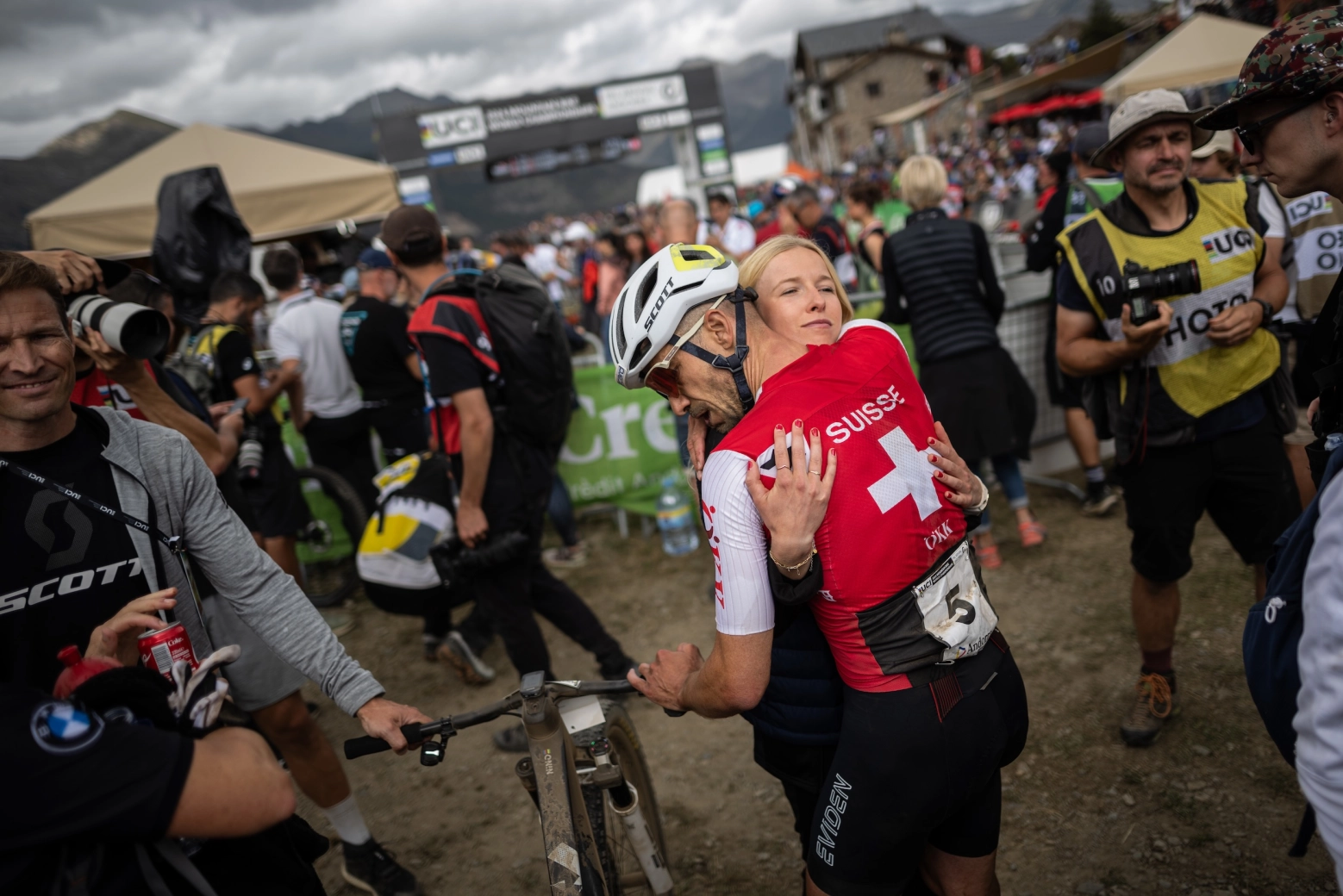 Nino Schurter repasa su temporada en una entrevista imprescindible: "Es mucho más difícil competir entre el 10º y el 20º que entre los 3 primeros"