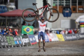 Pure talent! Thomas Pidcock becomes U-23 XCO World Champion