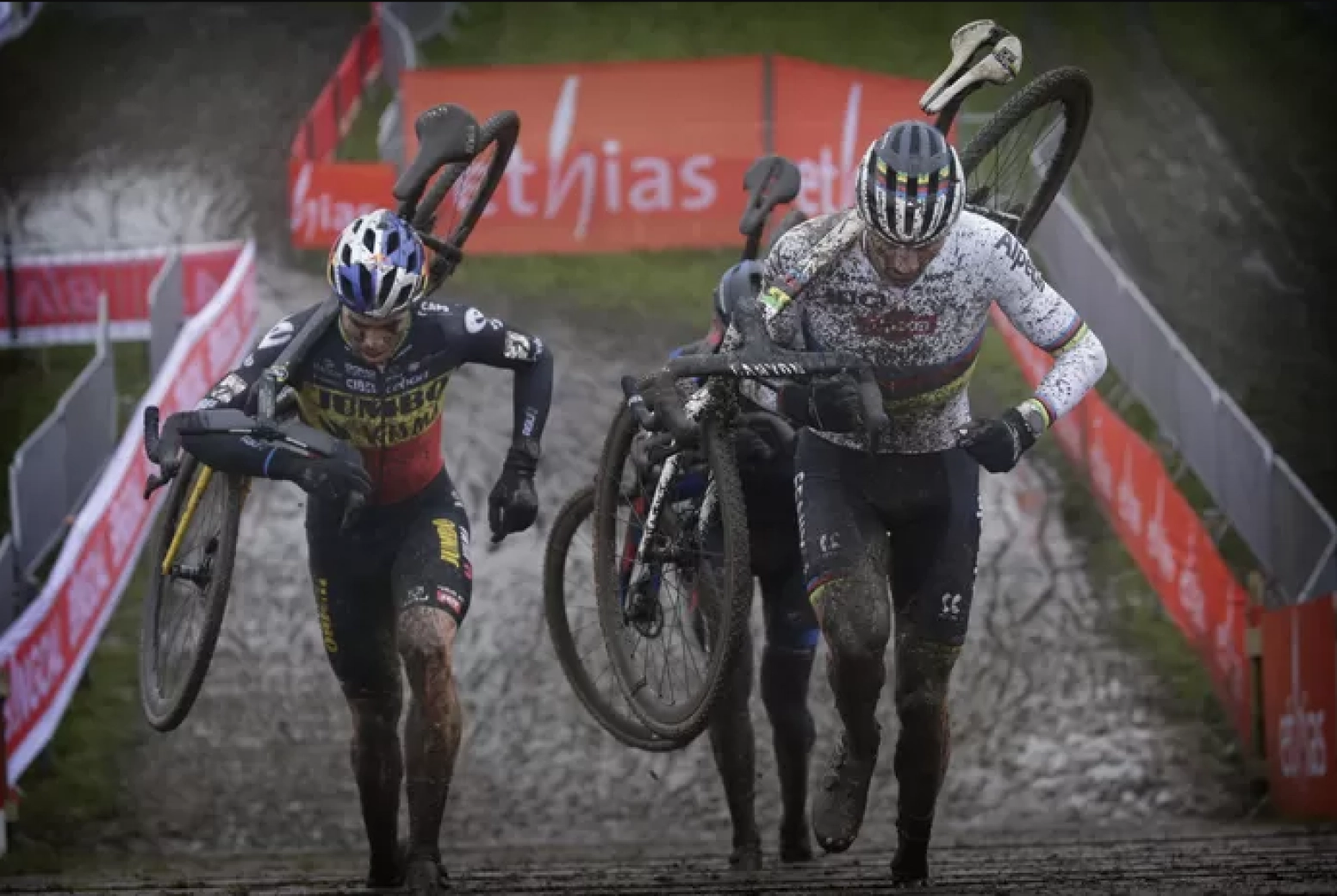 The UCI proposes a real revolution: it wants the points obtained in CX or gravel to count towards the classification of WorldTour licenses