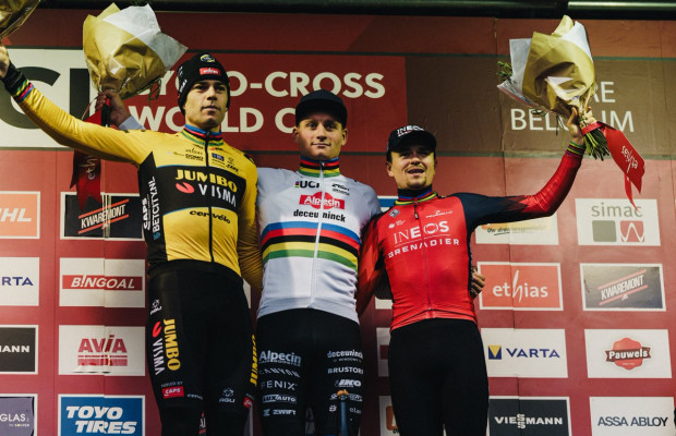 La UCI propone una auténtica revolución: quiere que los puntos obtenidos en CX o gravel cuenten para la clasificación de licencias WorldTour