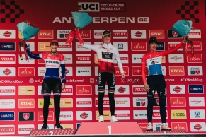 Iserbyt and Van Empel win the CX World Cup in Antwerp