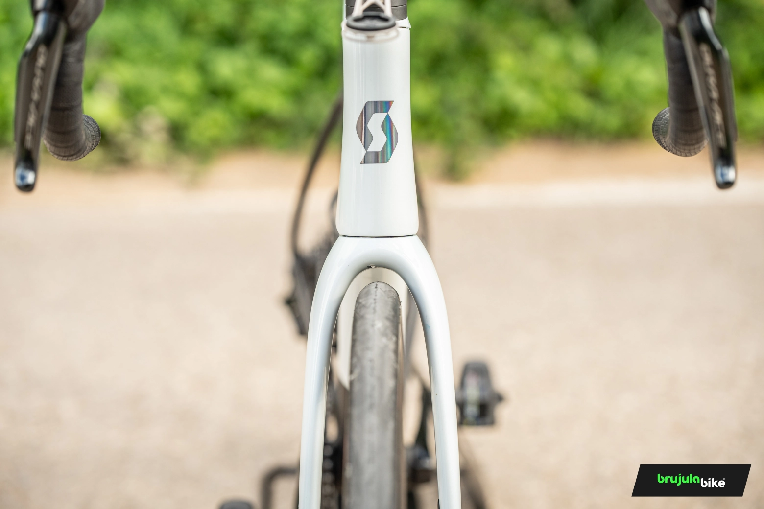 Testamos a nova Scott Addict RC Pro 2025, uma bicicleta com poucos rivais