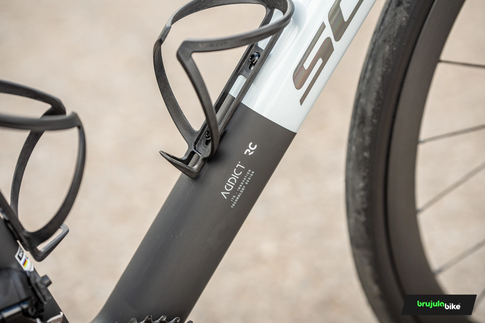 Testamos a nova Scott Addict RC Pro 2025, uma bicicleta com poucos rivais