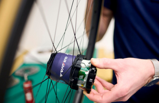 Les pneus à gonflage automatique pourraient prendre le peloton en 2025