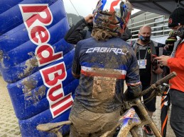 camille-balanche-campeona-del-mundo-dh-leogang/