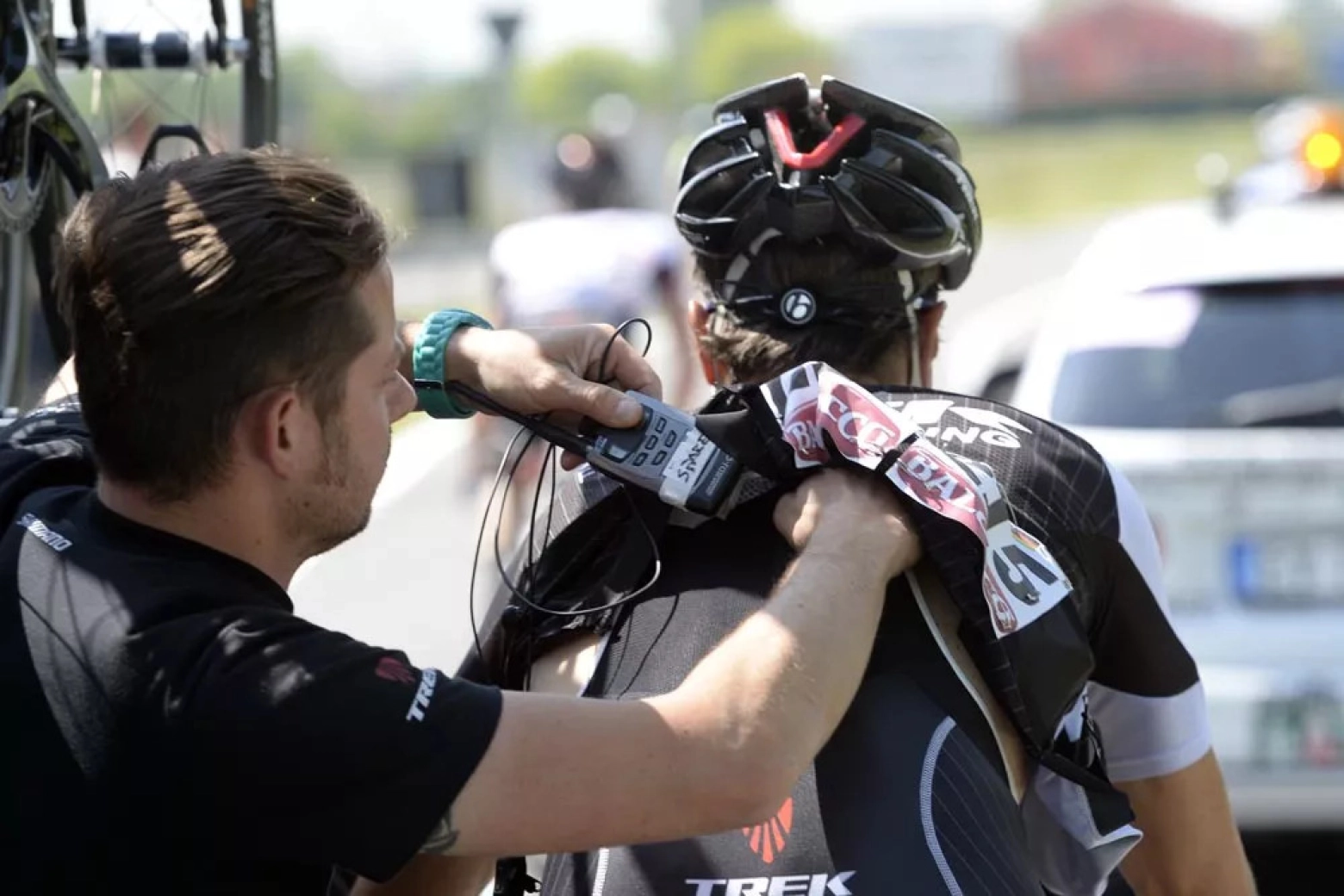 The UCI insists on the elimination of earpieces