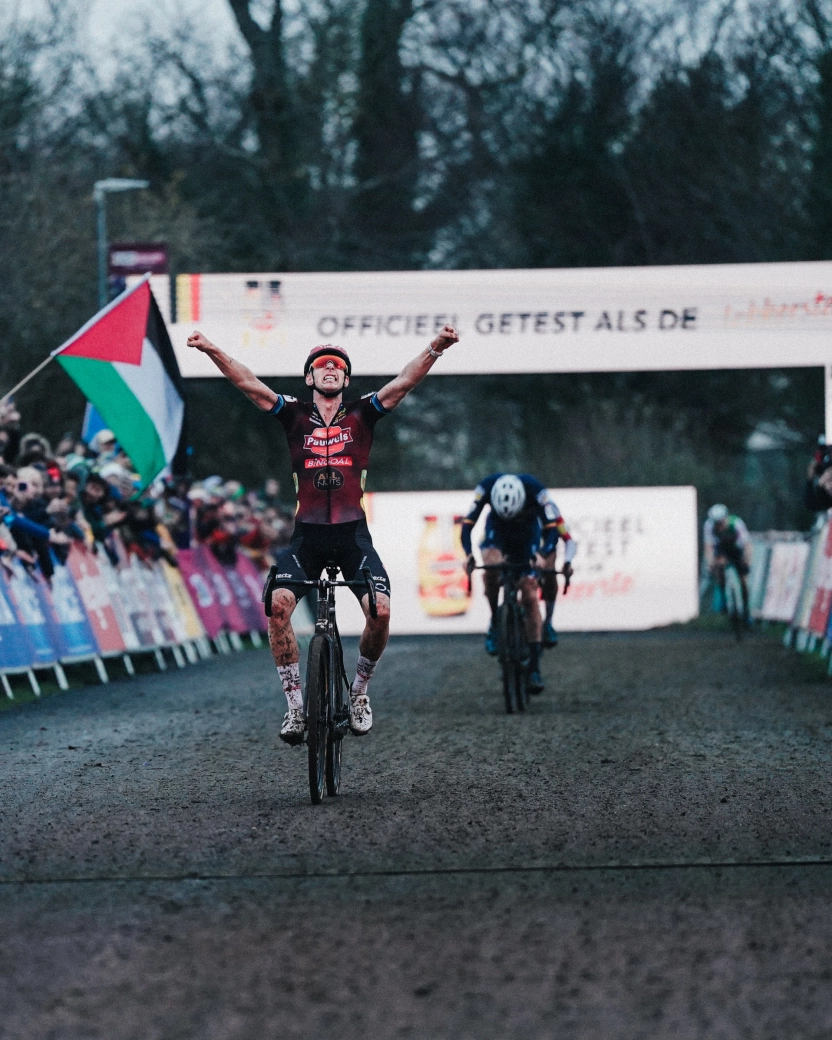 Felipe Orts makes the podium at the CX World Cup in Dublin