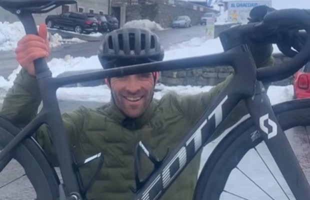 Sua estratégia de usar o Strava para se tornar profissional está dando resultado, já há equipes interessadas nele