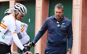 Alejandro Valverde parece o técnico da equipe nacional de ciclismo